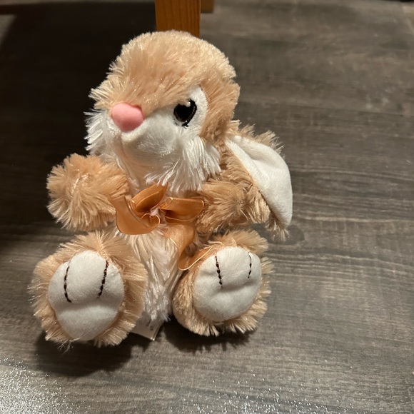 Dandee / Dan Dee Tan & White Fluffy Plush Stuffed Bunny Rabbit Stitched Eyes 7" - Picture 2 of 4